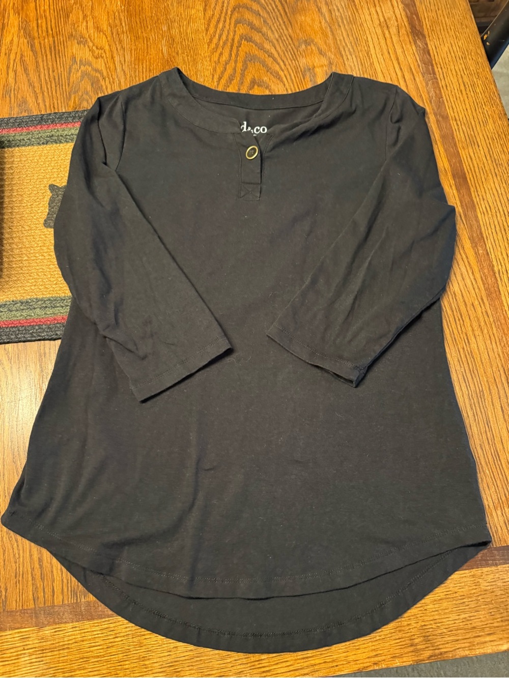 d & co Black 3/4 Sleeve Scoop Neck Top with Button Detail